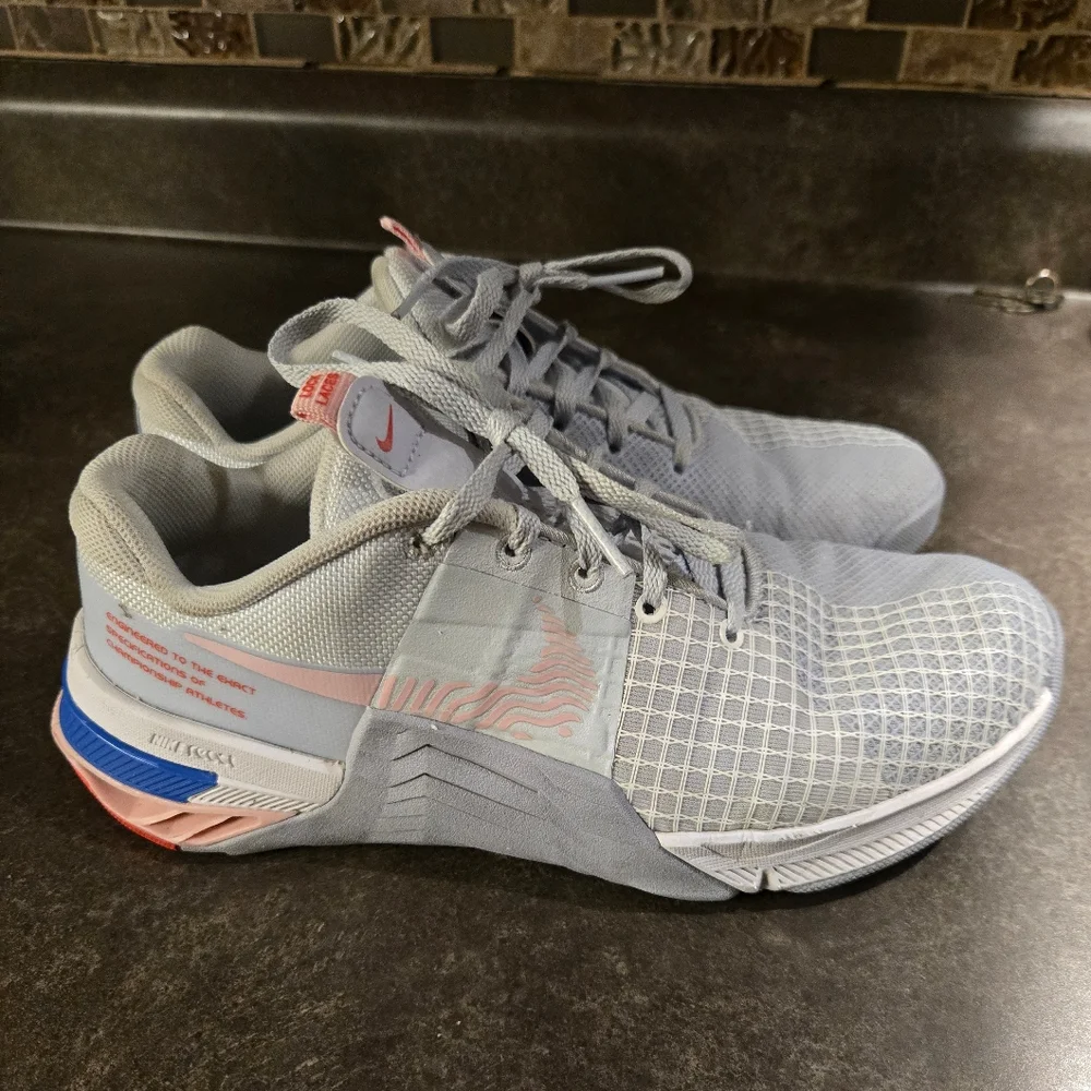 Nike Mercon 8 - Picture 2 of 5
